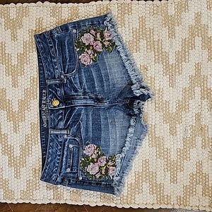 American Eagle denim, dark wash shorts.
